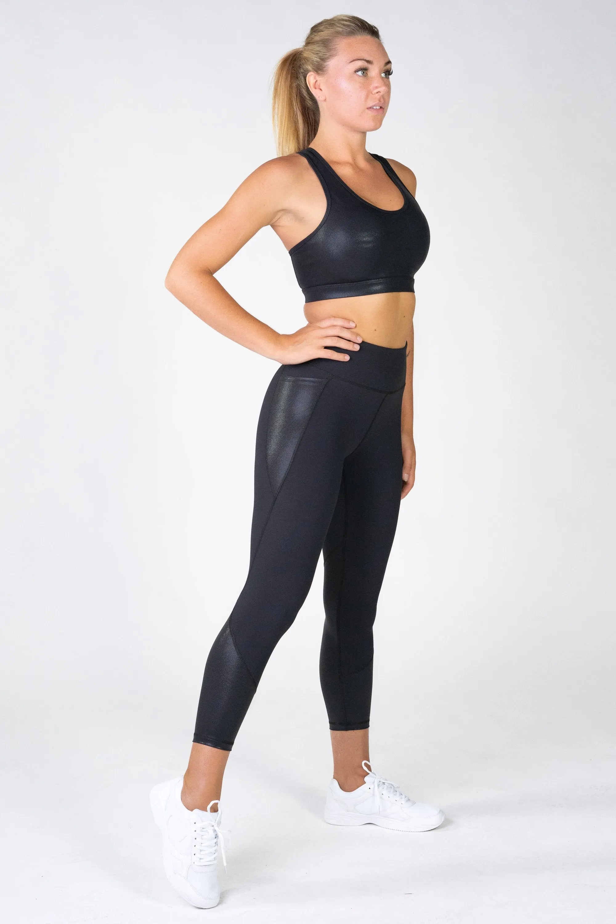 Radiance Gloss Black Pocket 7/8 Leggings